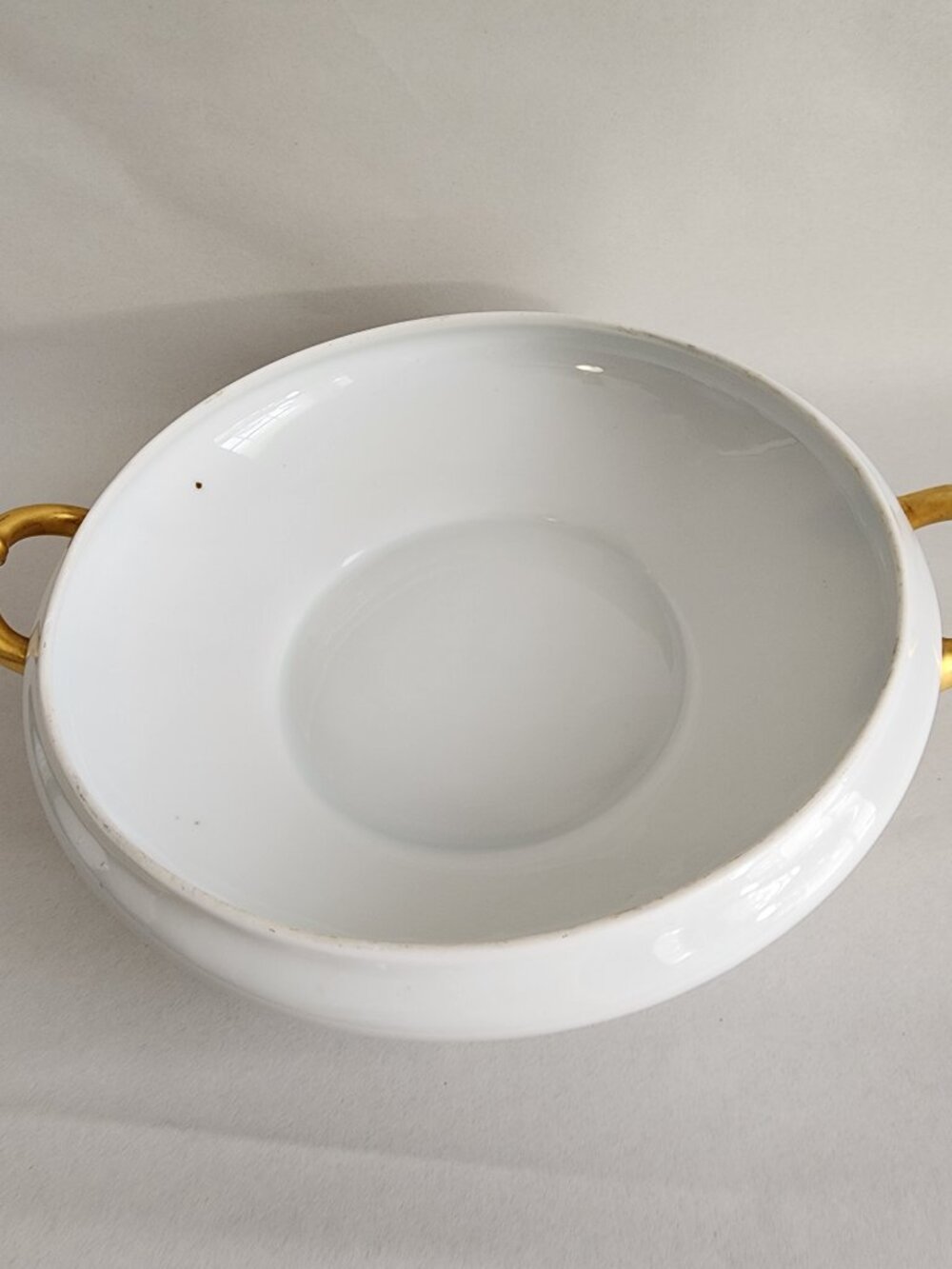 Vintage Heinrich & Co H&C Selb Bavaria Covered Serving Bowl White Gold Trim - Picture 5 of 8